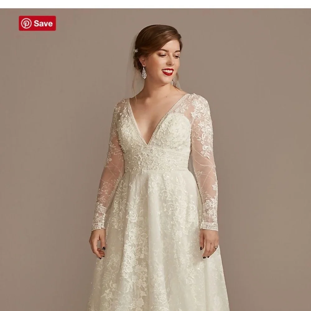 *NEW* wedding dress - Picture 1 of 5
